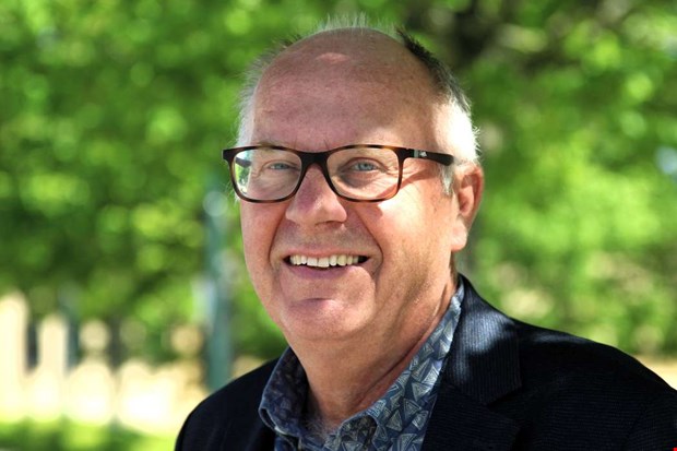 Sknskan p vg att tonas ut