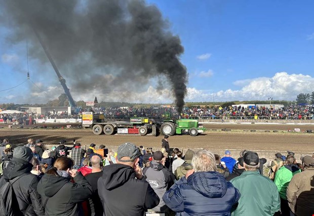 Mullrande folkfest tillbaka Mullrande folkfest tillbaka