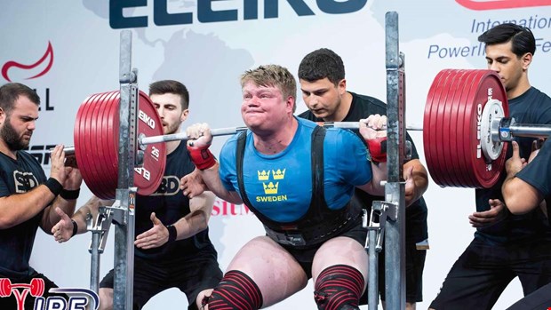 Hall� d�r v�rldsm�stare Axel Isberg