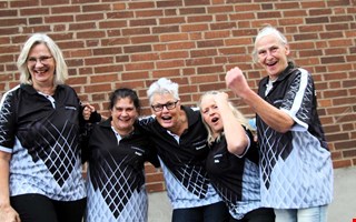 Kvinnor tar plats i mansdominerad sport