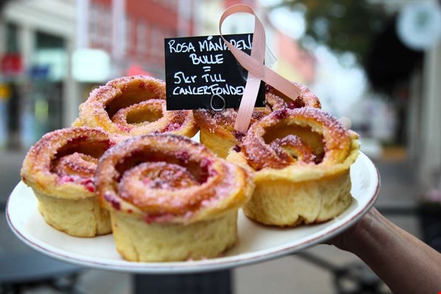 Sjöholms bröstbullar - en lyckoträff Sjöholms bröstbullar - en lyckoträff