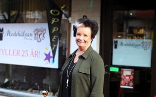 Monica v�xlar ner till heltid