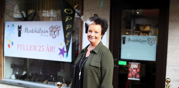 Monica v�xlar ner till heltid